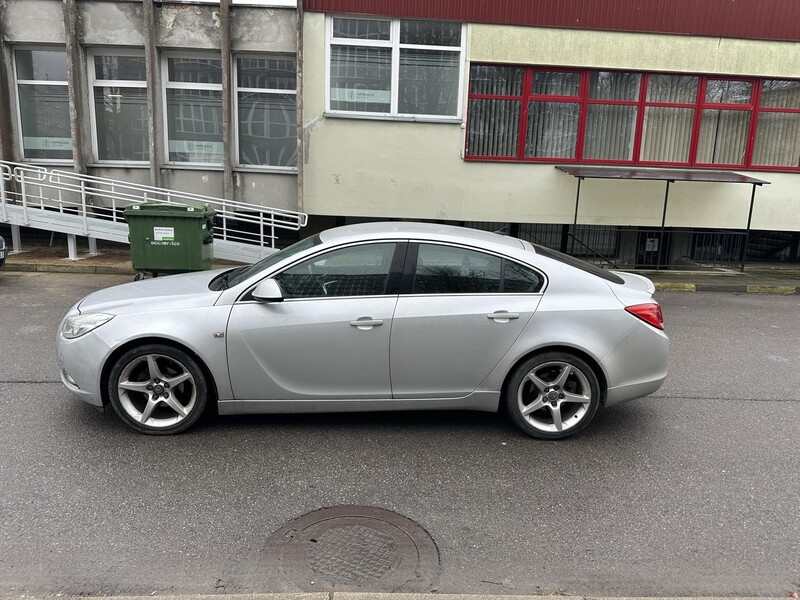 Photo 3 - Opel Insignia 2012 y Hatchback