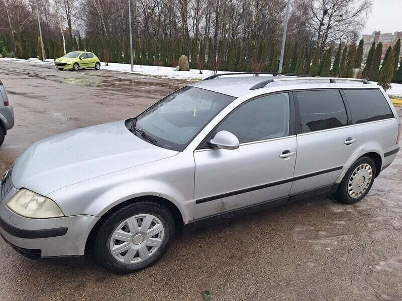 Photo 2 - Volkswagen Passat 2005 y Wagon