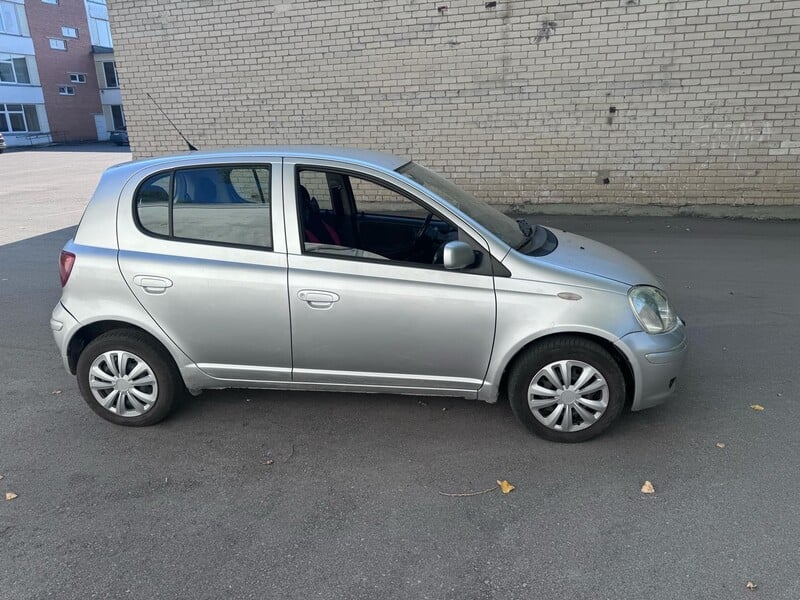 Nuotrauka 1 - Toyota Yaris 2003 m Hečbekas