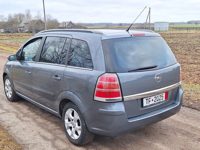 Фотография 6 - Opel Zafira 2005 г Минивэн