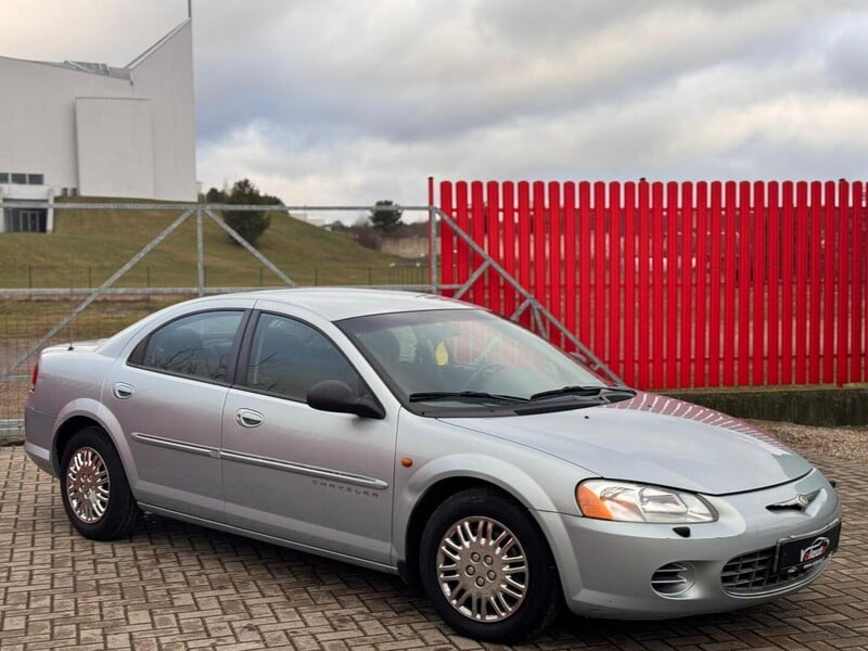 Photo 1 - Chrysler Sebring 2001 y Sedan