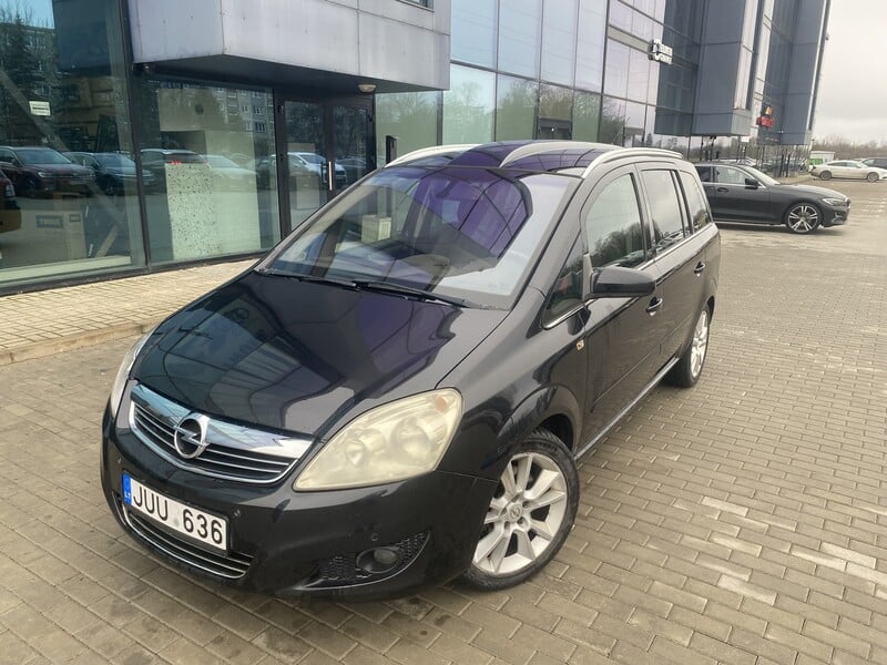 Photo 6 - Opel Zafira 2008 y Van