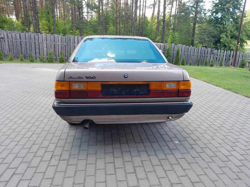 Photo 5 - Audi 100 1987 y Sedan