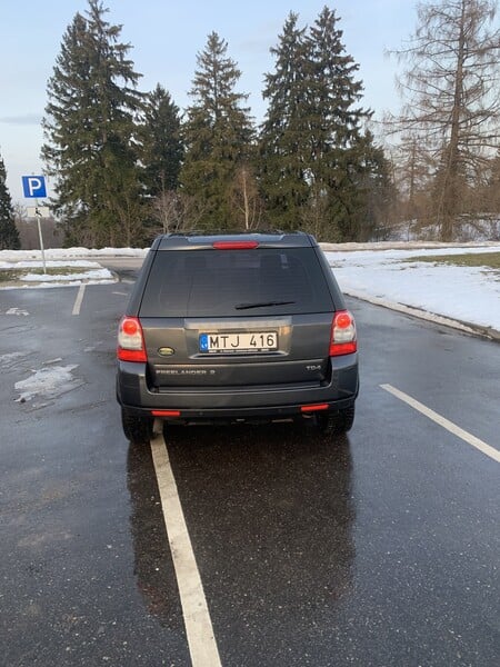 Photo 8 - Land Rover Freelander 2010 y Off-road / Crossover