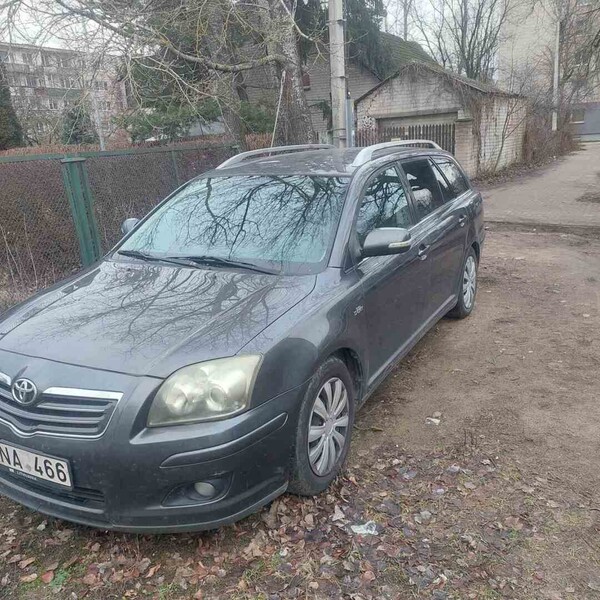 Фотография 3 - Toyota Avensis 2007 г Внедорожник / Кроссовер