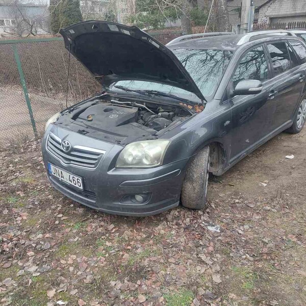 Фотография 4 - Toyota Avensis 2007 г Внедорожник / Кроссовер