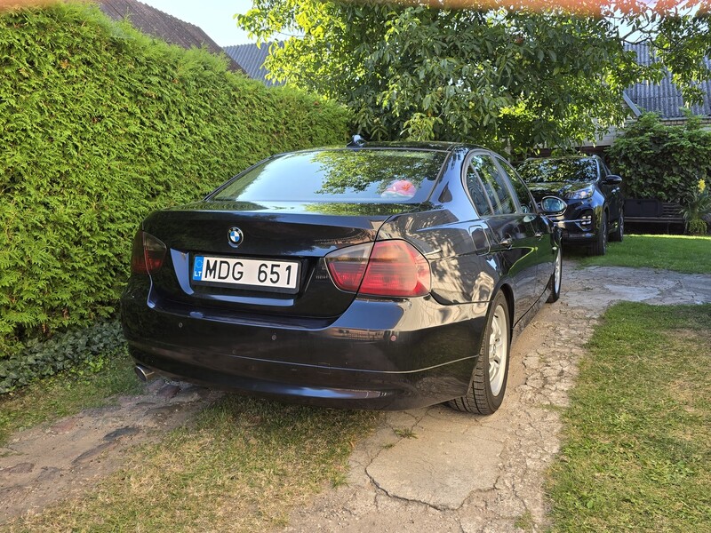 Photo 4 - Bmw 318 2006 y Sedan