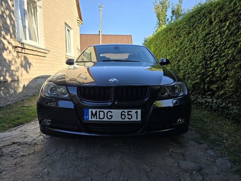 Photo 1 - Bmw 318 2006 y Sedan