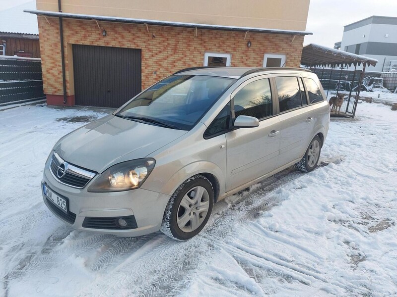 Photo 4 - Opel Zafira 2005 y Van