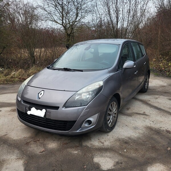 Photo 8 - Renault Grand Scenic 2011 y Van