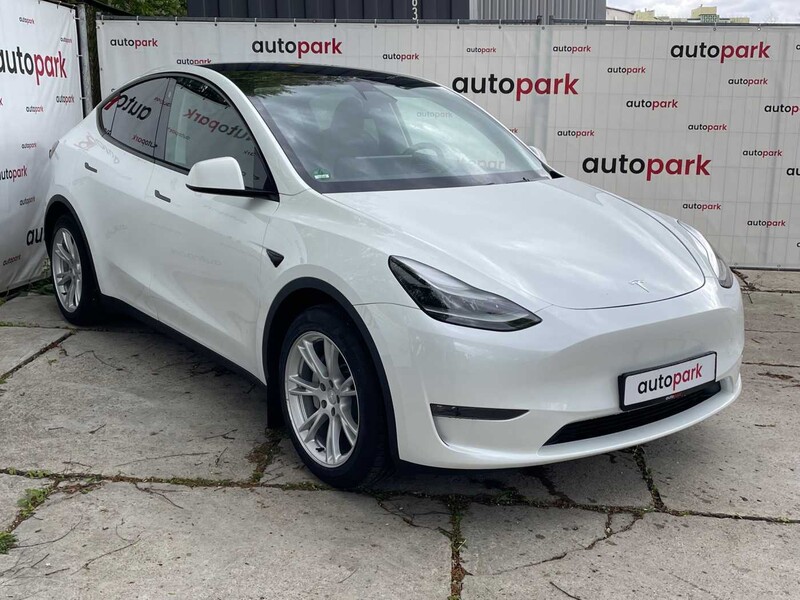 Photo 3 - Tesla Model Y Dual Motor 2022 y