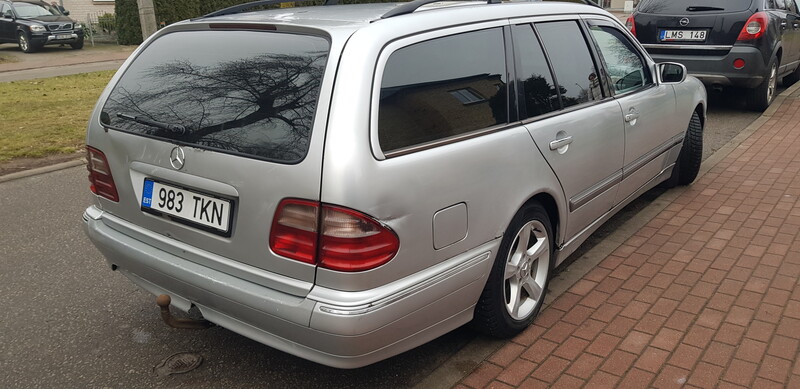 Фотография 5 - Mercedes-Benz E 220 CDI 2000 г