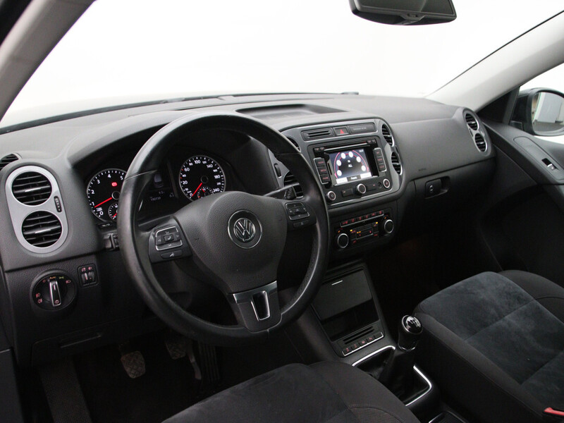 Фотография 16 - Volkswagen Tiguan 2014 г Внедорожник / Кроссовер