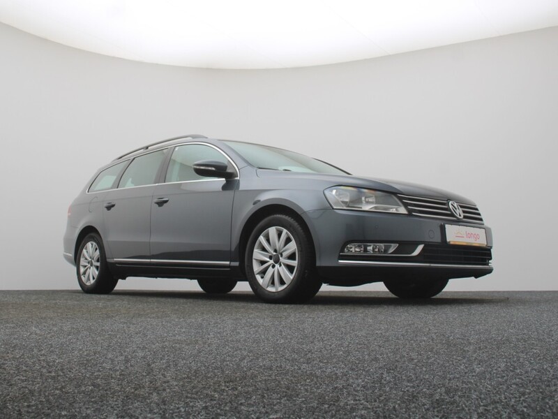 Фотография 11 - Volkswagen Passat 2011 г Универсал