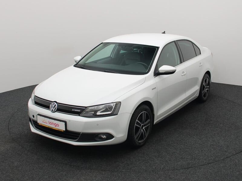 Photo 1 - Volkswagen Jetta 2013 y Sedan