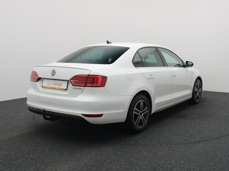 Photo 8 - Volkswagen Jetta 2013 y Sedan