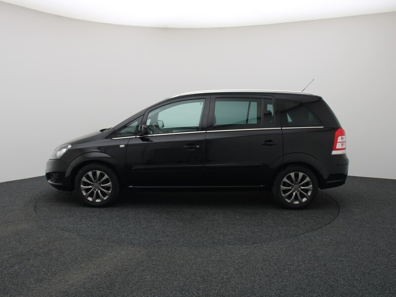 Photo 6 - Opel Zafira 2011 y Van