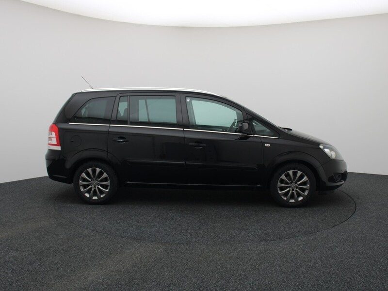 Photo 9 - Opel Zafira 2011 y Van