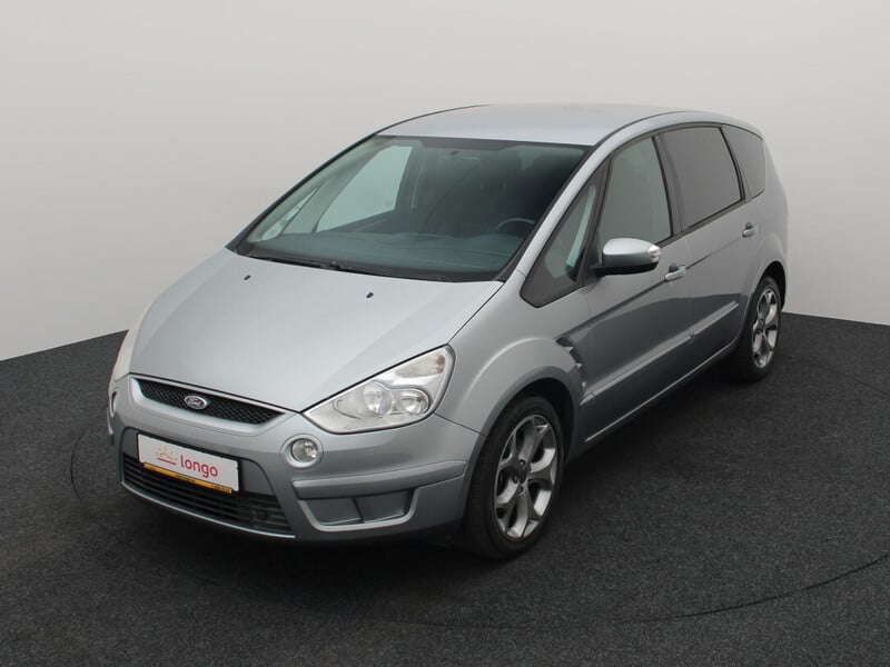 Photo 1 - Ford S-Max 2010 y Van