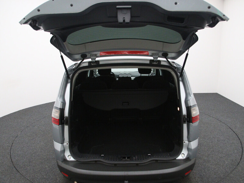 Photo 29 - Ford S-Max 2010 y Van