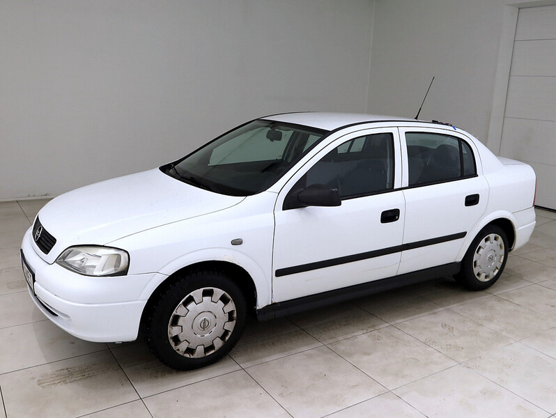 Photo 2 - Opel Astra 2005 y Sedan