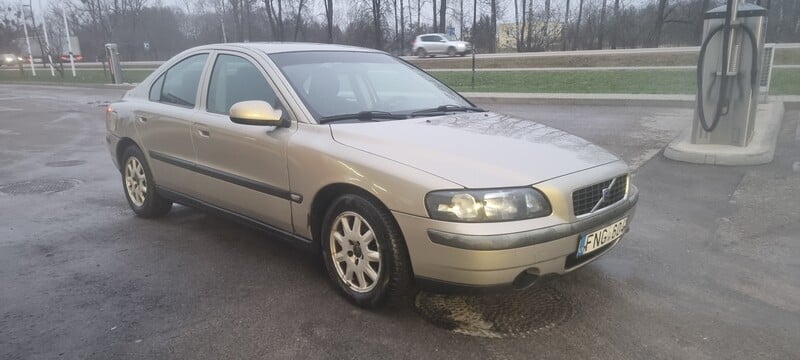 Photo 6 - Volvo S60 2002 y Sedan