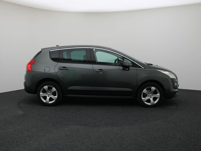 Фотография 9 - Peugeot 3008 2011 г Хэтчбек