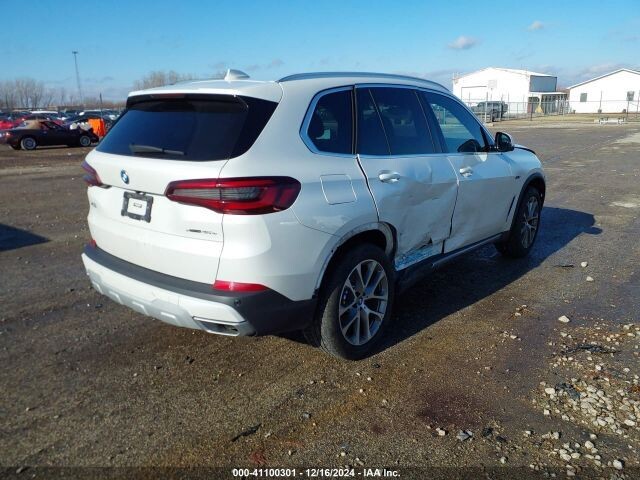 Фотография 4 - Bmw X5 2022 г Внедорожник / Кроссовер