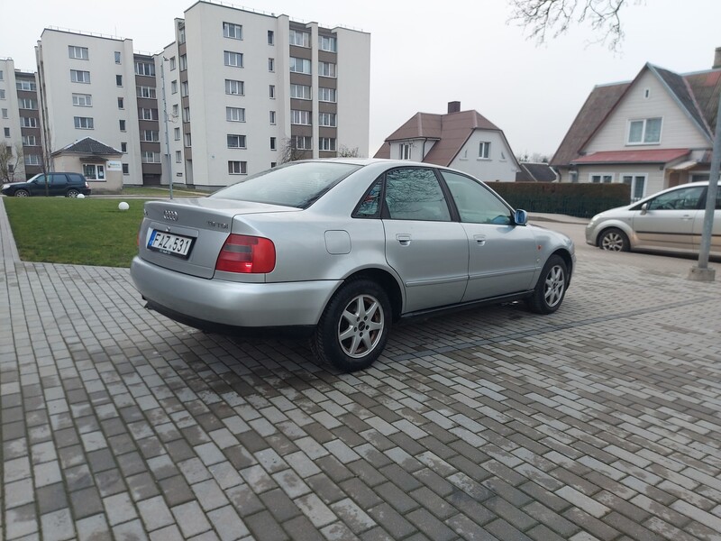 Photo 2 - Audi A4 2002 y Sedan