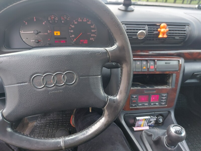 Photo 8 - Audi A4 2002 y Sedan