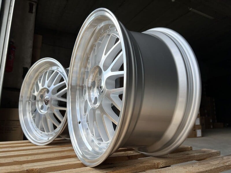 Фотография 8 - Autowheels BBS LM Style BMW 1-3 литые R17 диски