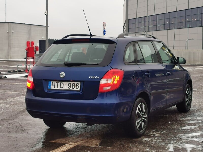 Photo 11 - Skoda Fabia 2008 y Wagon