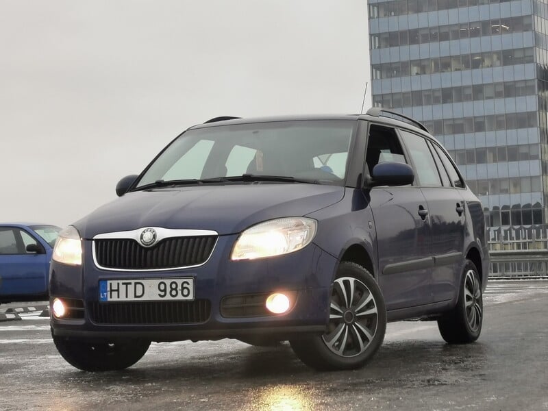 Photo 2 - Skoda Fabia 2008 y Wagon