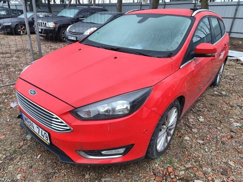 Photo 2 - Ford Focus 2016 y Wagon