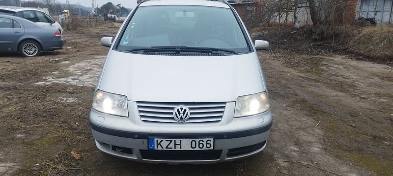 Photo 2 - Volkswagen Sharan 2003 y Van