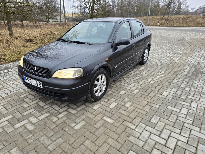 Фотография 2 - Opel Astra 1998 г Хэтчбек