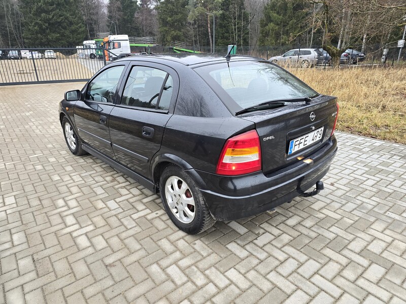 Фотография 4 - Opel Astra 1998 г Хэтчбек