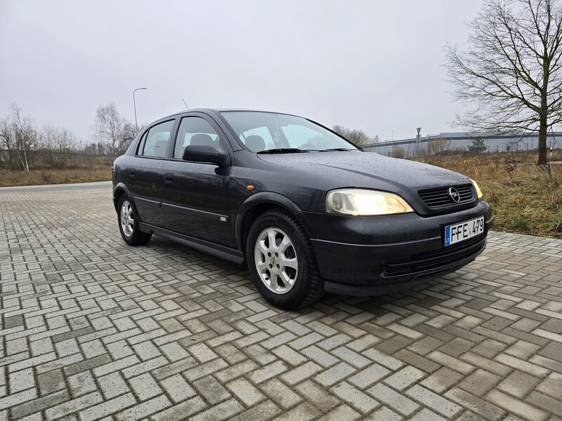 Фотография 5 - Opel Astra 1998 г Хэтчбек