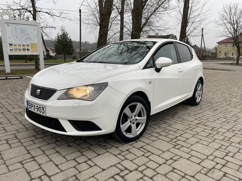 Фотография 1 - Seat Ibiza 2013 г Хэтчбек