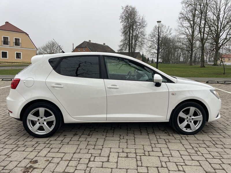 Фотография 7 - Seat Ibiza 2013 г Хэтчбек