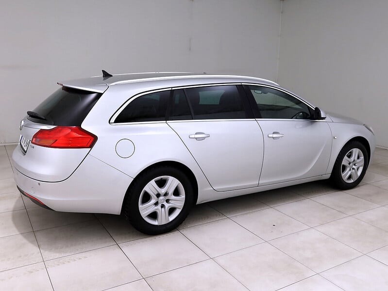 Фотография 3 - Opel Insignia 2011 г Универсал