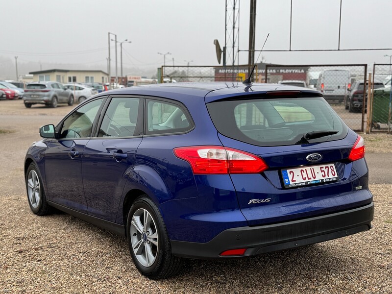 Photo 3 - Ford Focus 2015 y Wagon