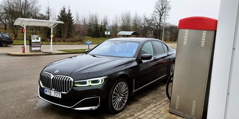 Фотография 7 - Bmw 730 2019 г Седан