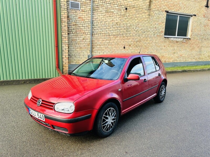 Photo 1 - Volkswagen Golf TDI 2000 y