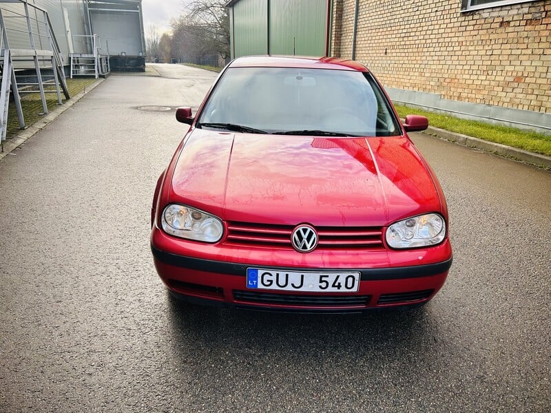 Photo 4 - Volkswagen Golf TDI 2000 y