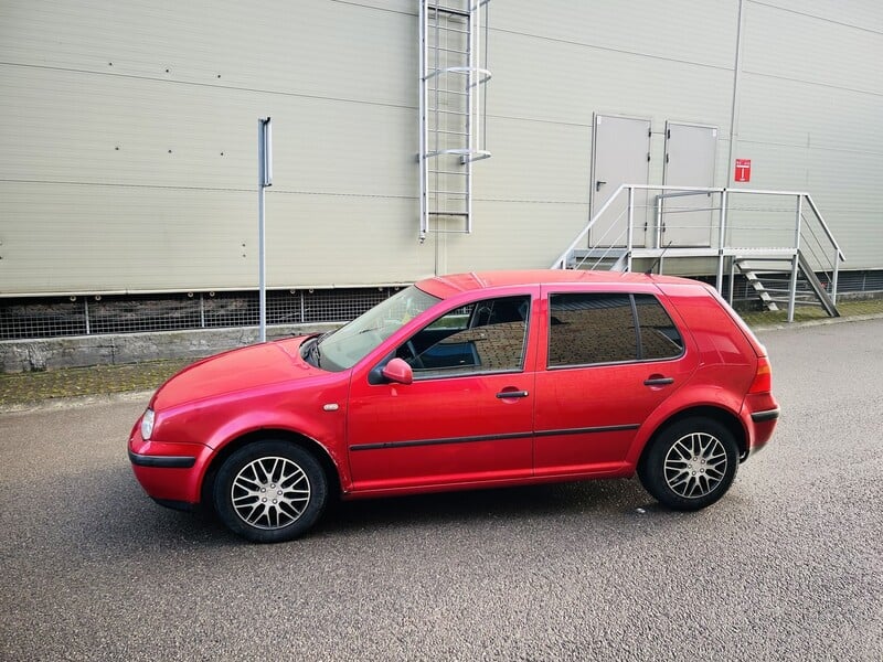 Photo 9 - Volkswagen Golf TDI 2000 y