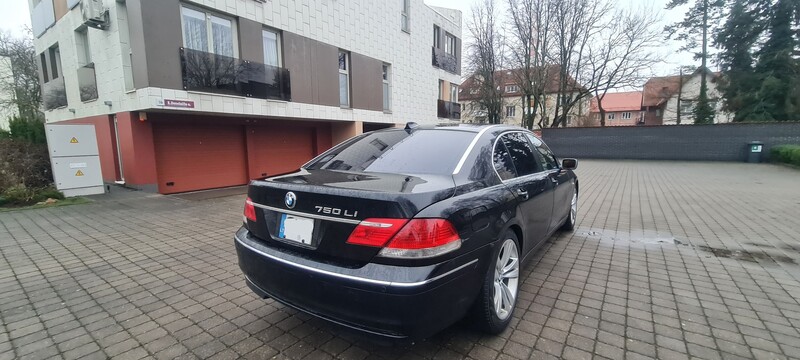 Nuotrauka 8 - Bmw 750 2006 m Sedanas