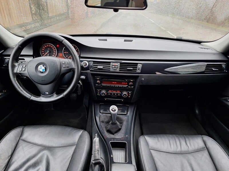 Nuotrauka 12 - Bmw 320 2007 m Universalas