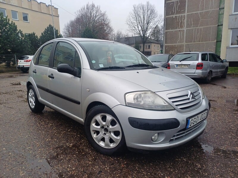 Photo 1 - Citroen C3 2003 y Hatchback