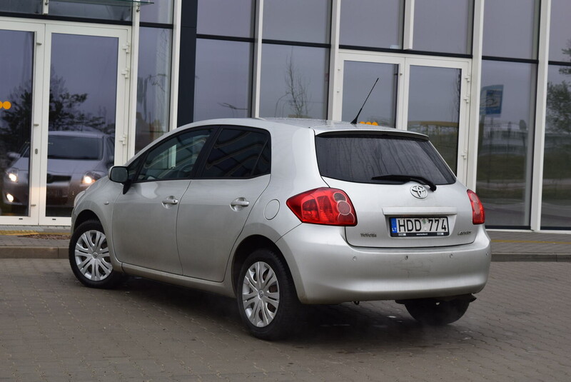 Nuotrauka 6 - Toyota Auris 2010 m Hečbekas